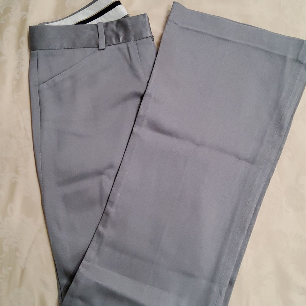 Theory Women's Silver Gray Flare Pants Size 6